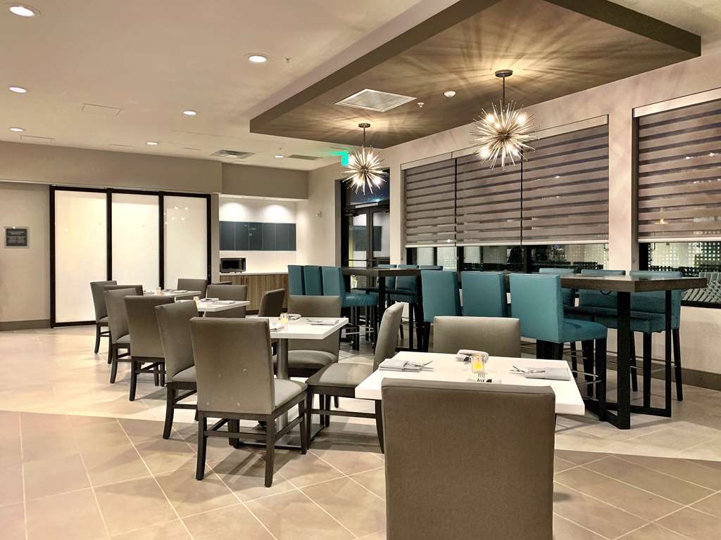 Best Western Premier Hotel At Fisher'S Landing Βανκούβερ Εστιατόριο φωτογραφία